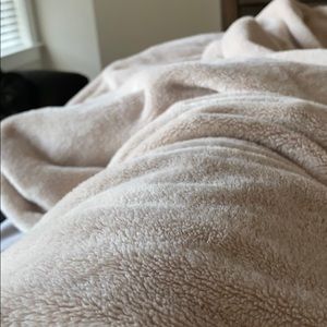 Meet your Posher, Cameron